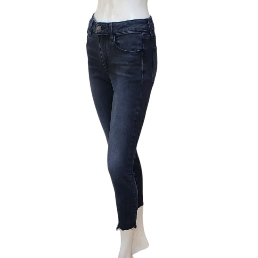 693825.....Gap Denim Jeggings Size 27/4P, 8" Rise