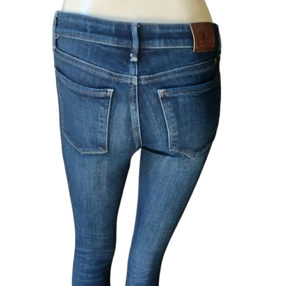 70076.....Lucky Brand Skinny Jeans Size 0/25R, 7"Rise