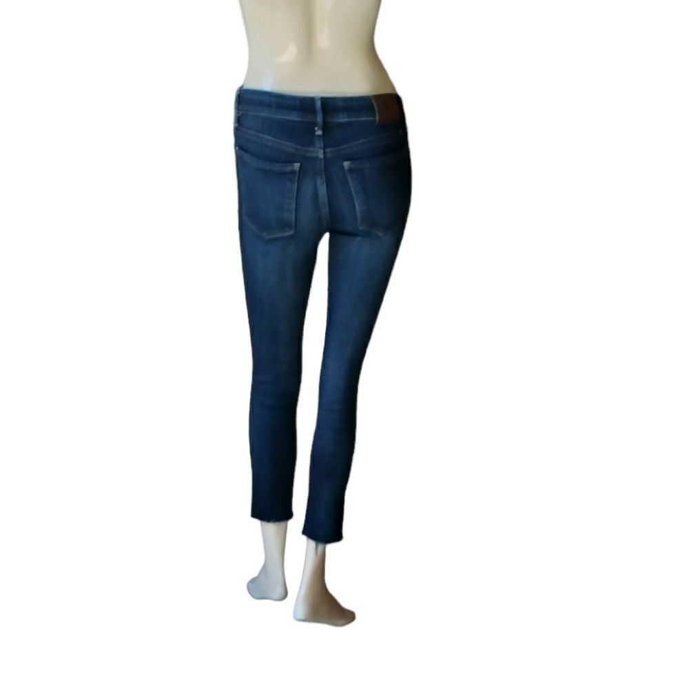 70076.....Lucky Brand Skinny Jeans Size 0/25R, 7"Rise