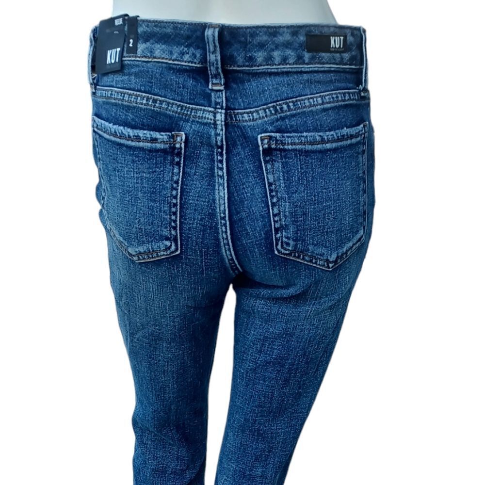 674221....Kut from the Kloth Straight leg Jeans Size 2, W26" 26Inseam  9"Rise