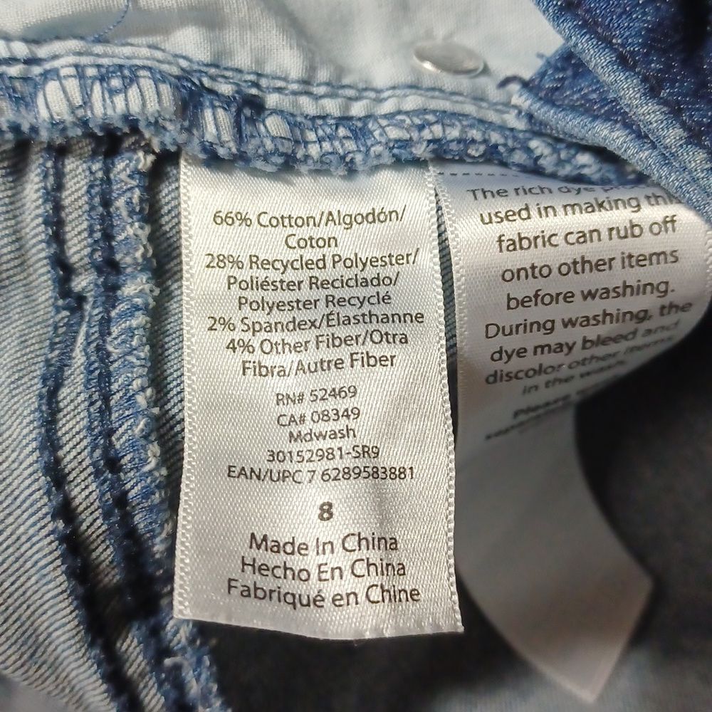 65364...Sofia Skinny Ankle Jeans Size 8, W28"  25"Inseam. 11"Rise
