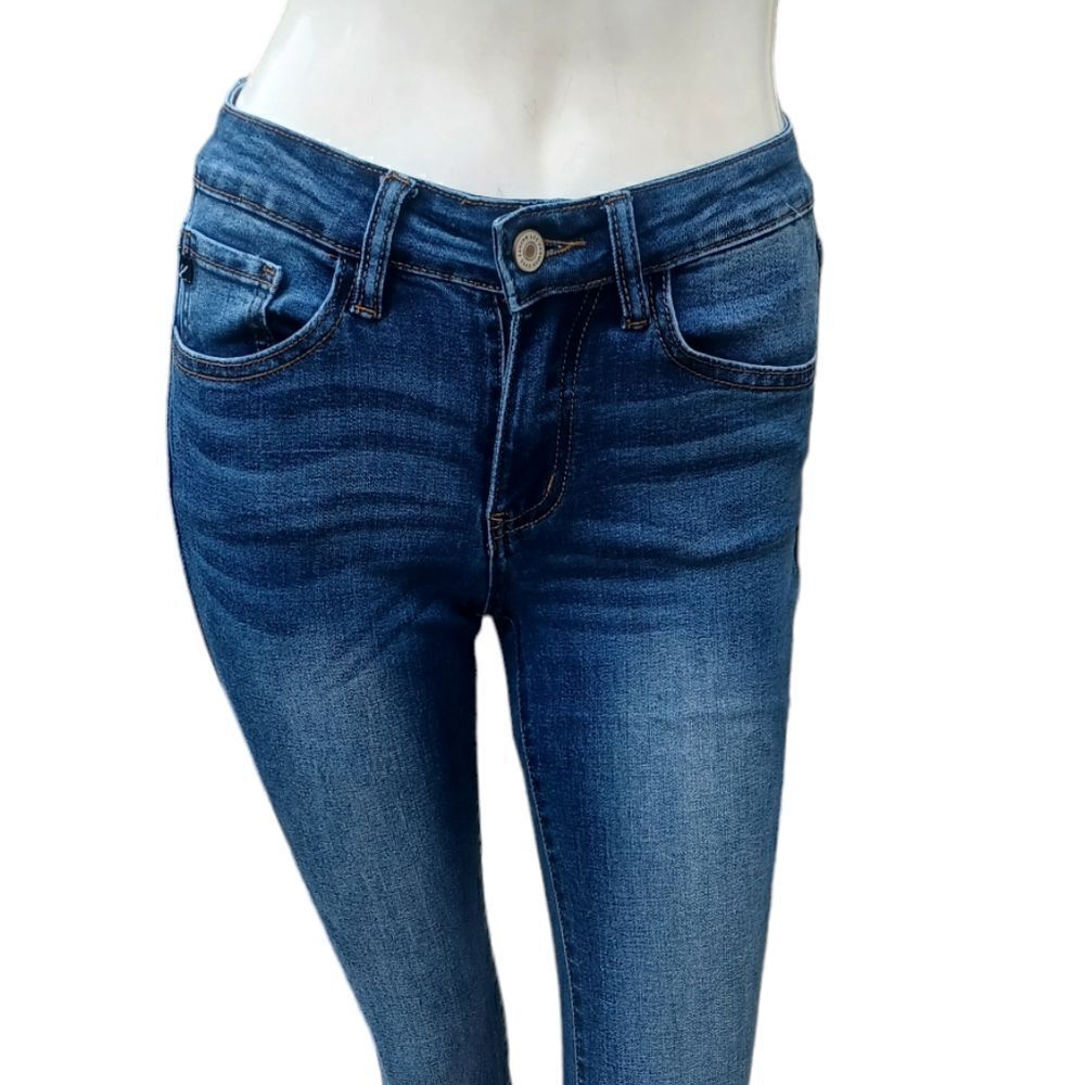 689445....Kancan Skinny Jeans Size 1/24, 28"Inseam 8"Rise