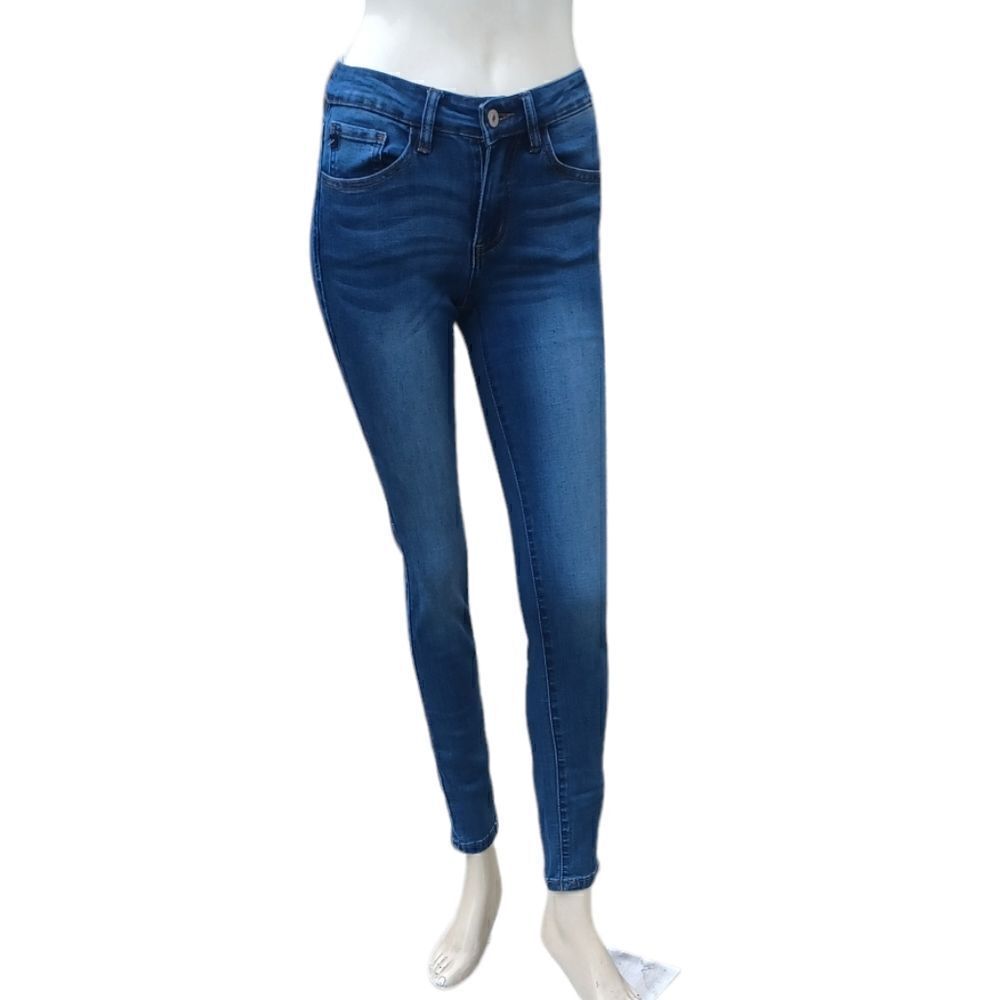 689445....Kancan Skinny Jeans Size 1/24, 28"Inseam 8"Rise
