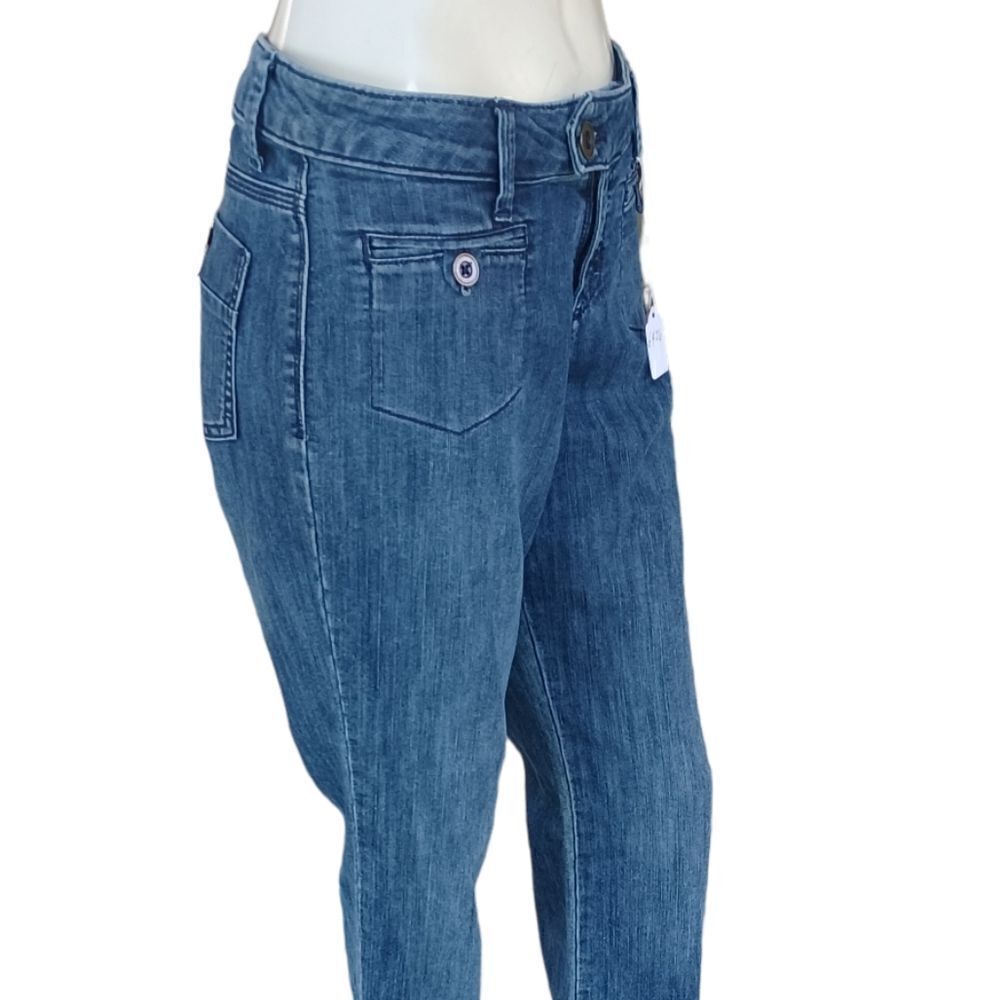 642622....Merona Bootcut Jeans Size 4, W30"  31"Inseam  9"Rise