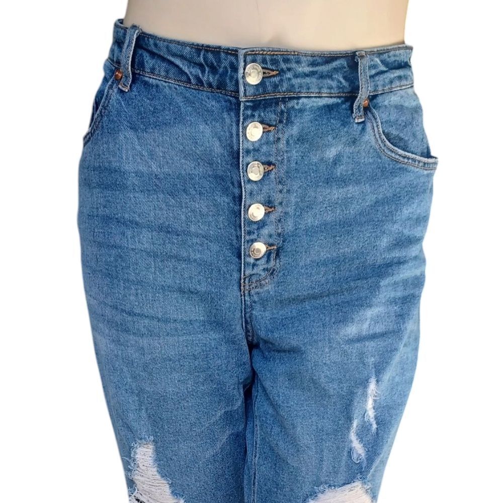 8178....Wild Fable Straight Leg Jeans Size 18, 25" Inseam, 12" Rise