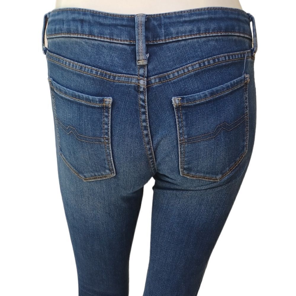 64103...Arizona Jean Co. Jeans Size 0 Average, W24"  25"and 28" Inseam 6"Rise