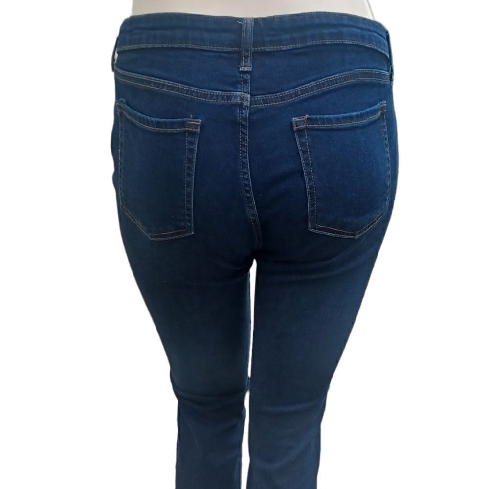 643722.....Gap Sexy Bootcut Fit Size 12/31L, 8" Rise