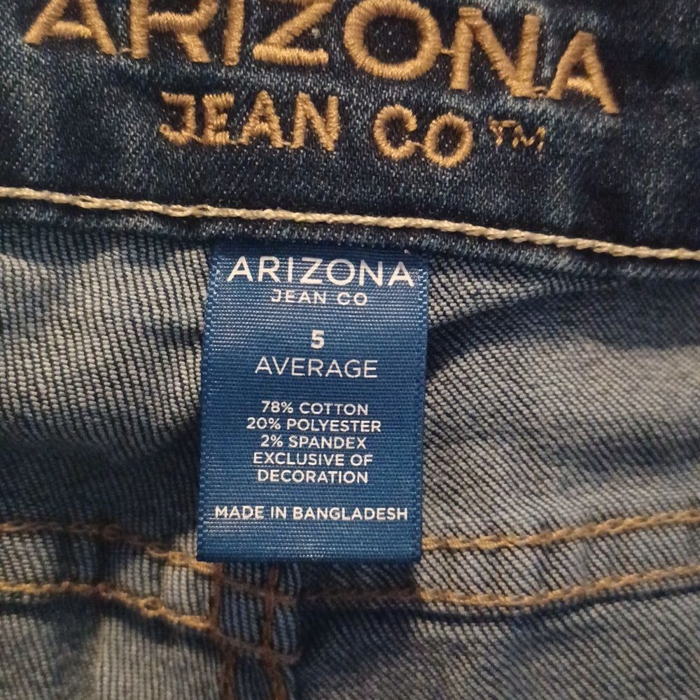 643836...Arizona Jean Company Size 5 Avg, W27" 27"Inseam  8"Rise
