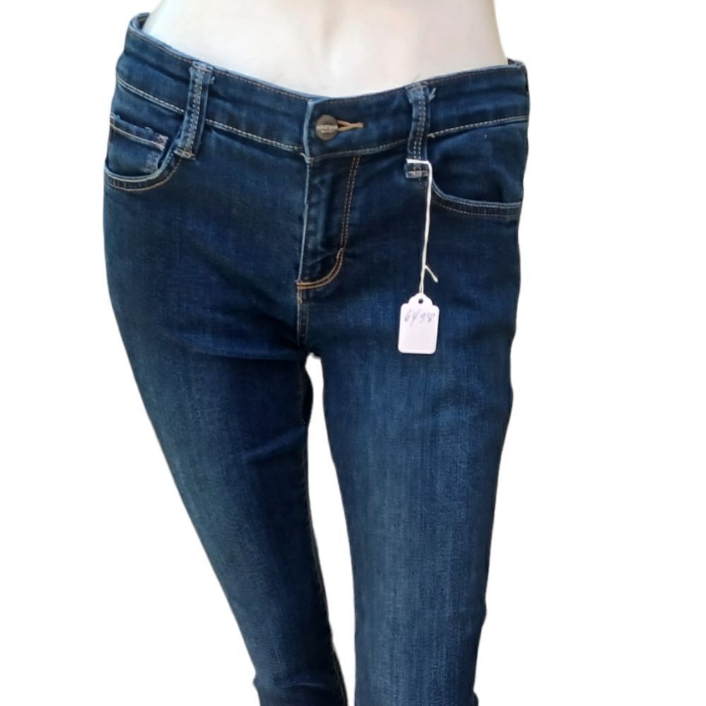 643836...Arizona Jean Company Size 5 Avg, W27" 27"Inseam  8"Rise