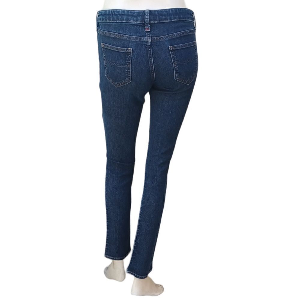 644236....Arizona Jean Company Size 5, W26" 29"Inseam 7"Rise