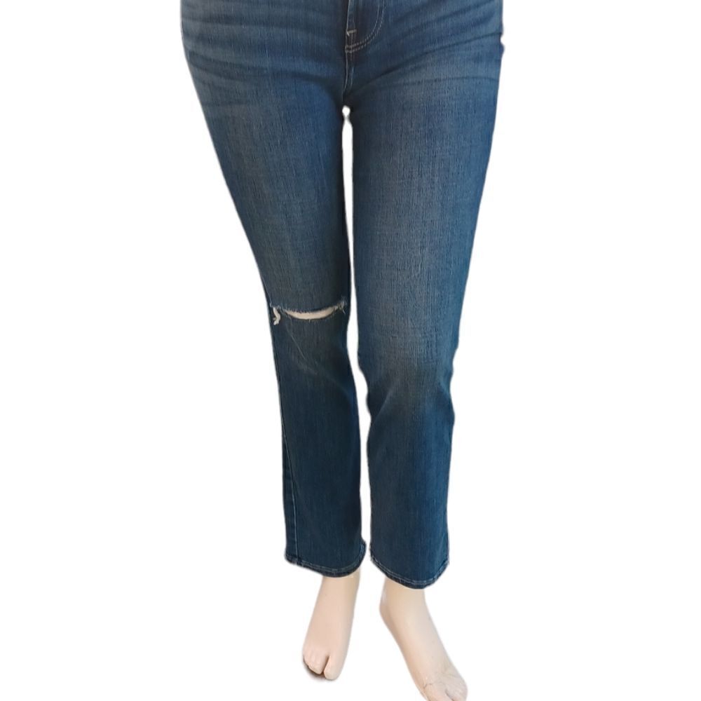 63885....Lucky Brand Mid Rise Straight Size 10/30, 9 1/2"Rise