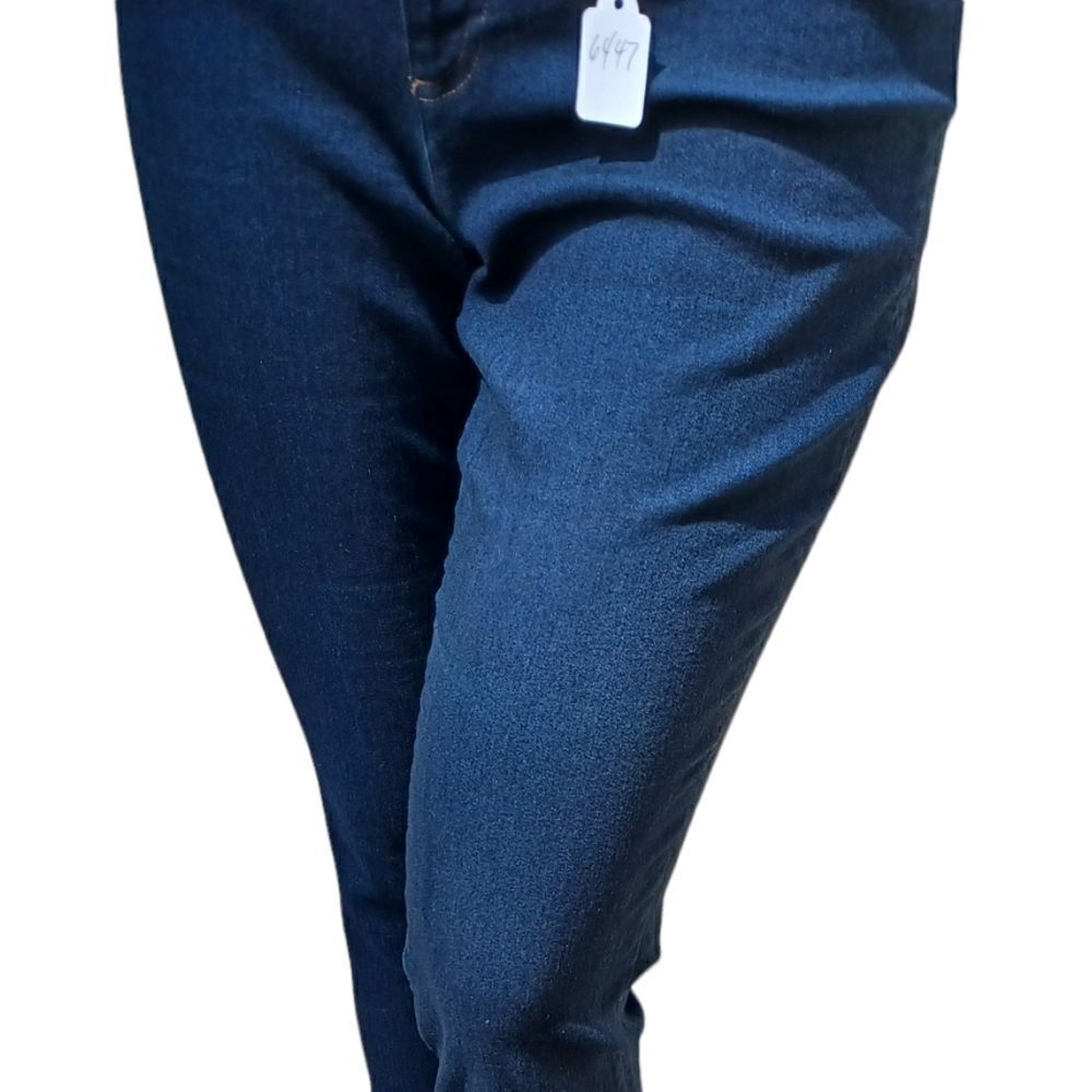 644736....Chaps Skinny Jeans Size 12