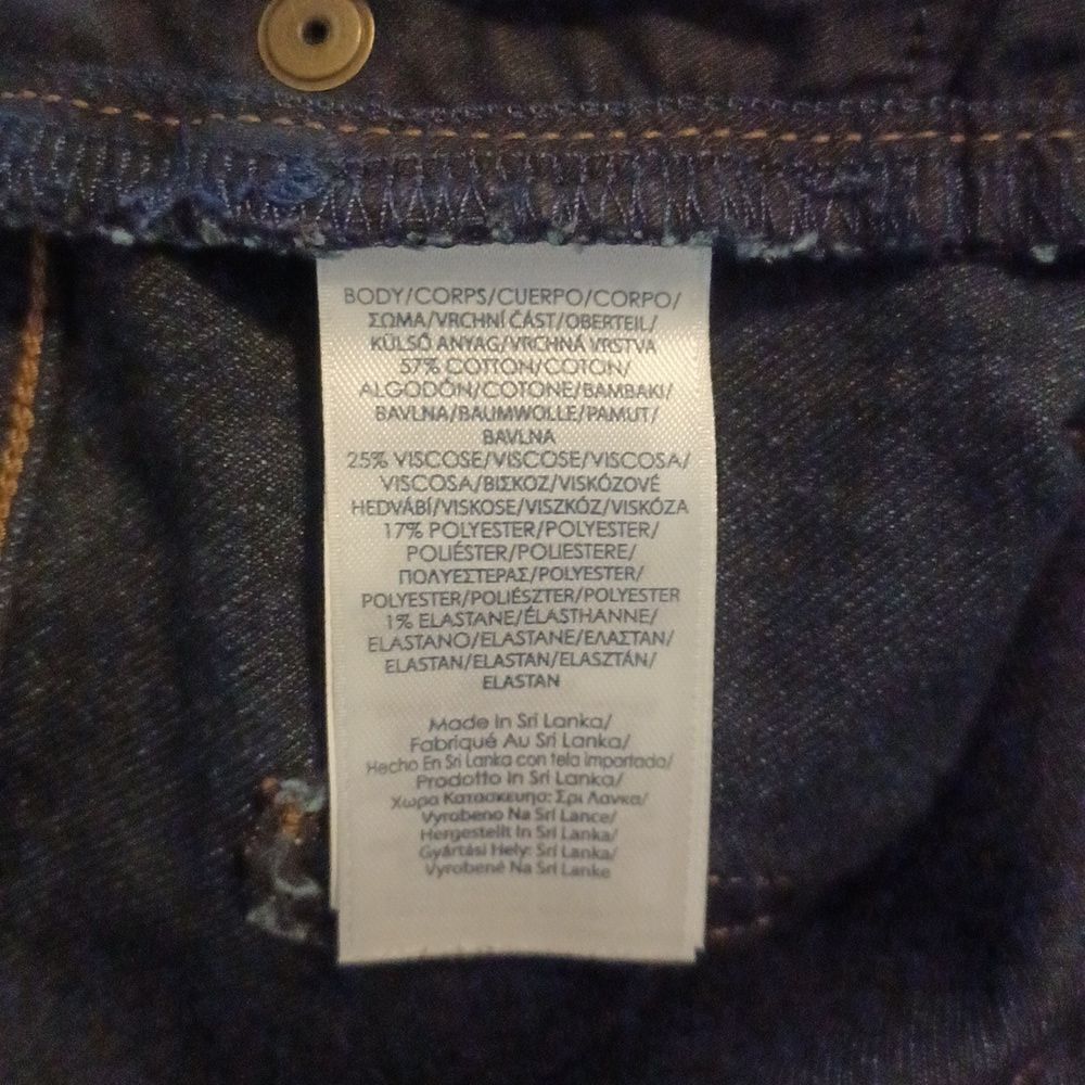 644736....Chaps Skinny Jeans Size 12