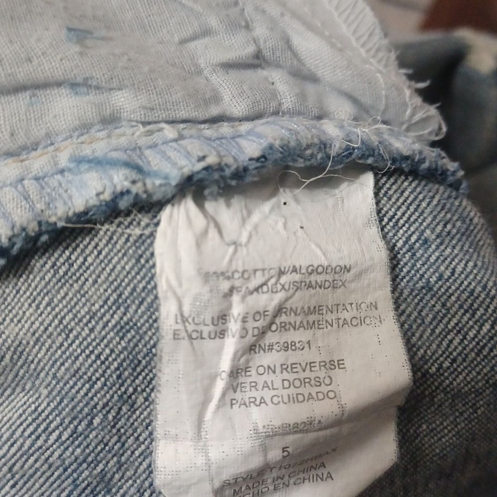 654540....Jolt Skinny Jeans Size 5, W29" 29"Inseam  8"Rise