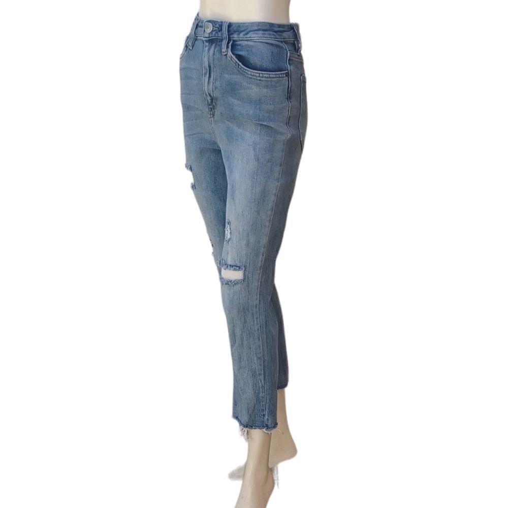 656940...YMI Dream Authentic Design Straight leg Jeans Size 7/28