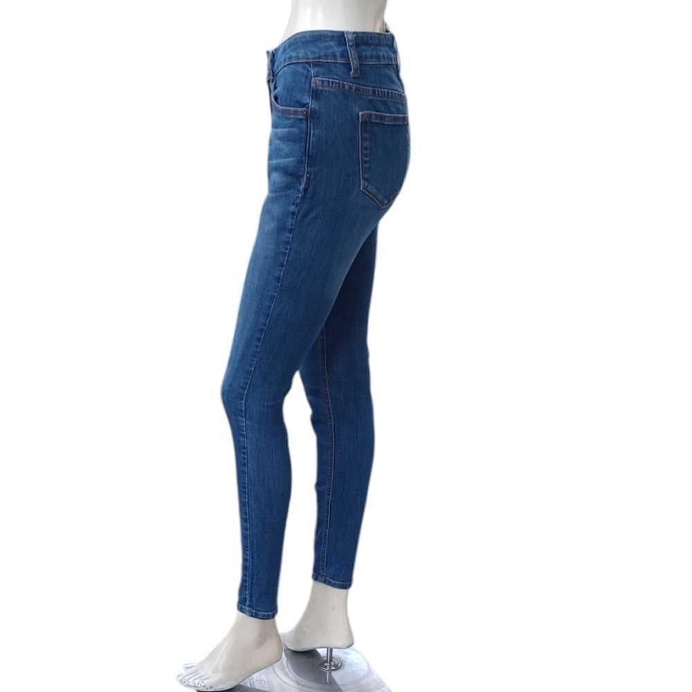 8129....Hanmer Skinny Jeans Size 3, W24" 28"Inseam   8"Rise