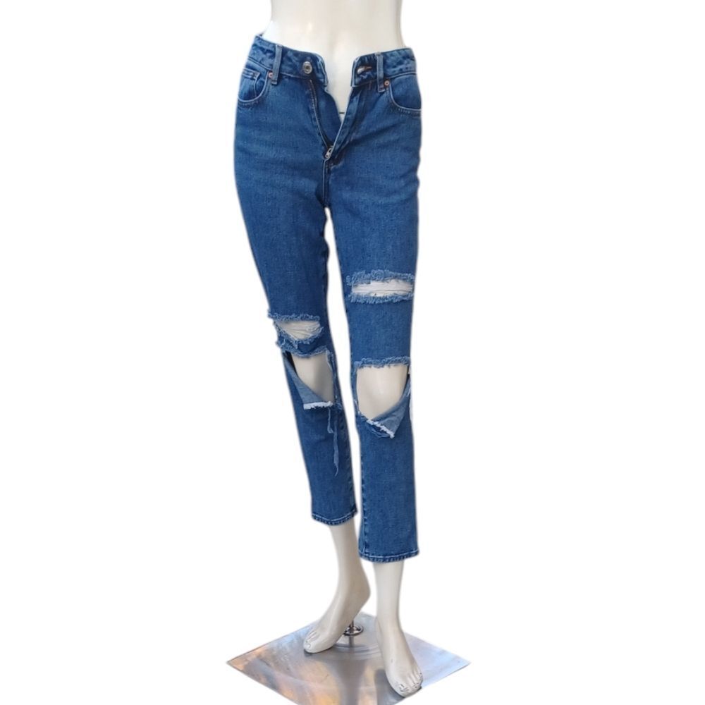 8130...Pacsun Straight leg Mom Jeans Size 23, W23"  25"Inseam 9"Rise
