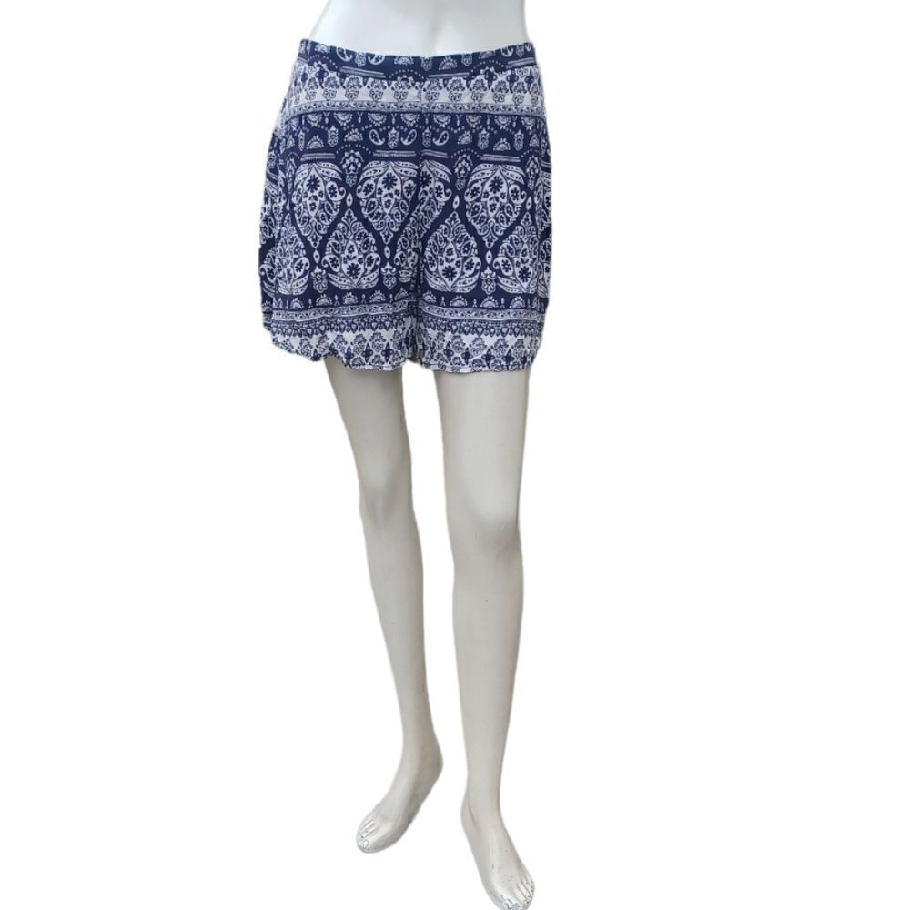 657834...Mudd Floral & Paisley Print Pull-On Shorts Size L