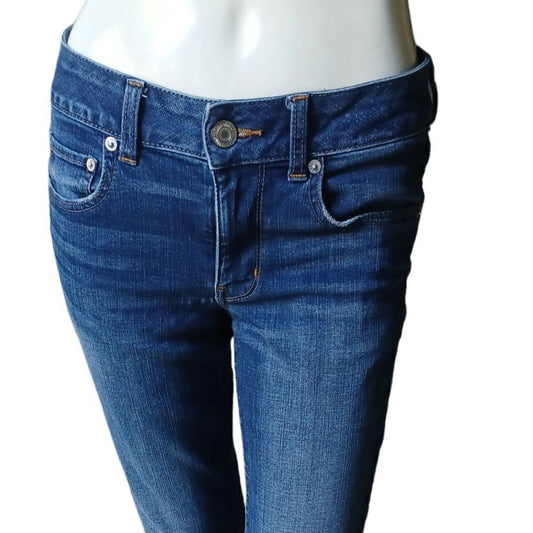 10161American Eagle Outfitters Straight Leg Jeans Size 4, 28"W, 28 Inseam 8"Rise