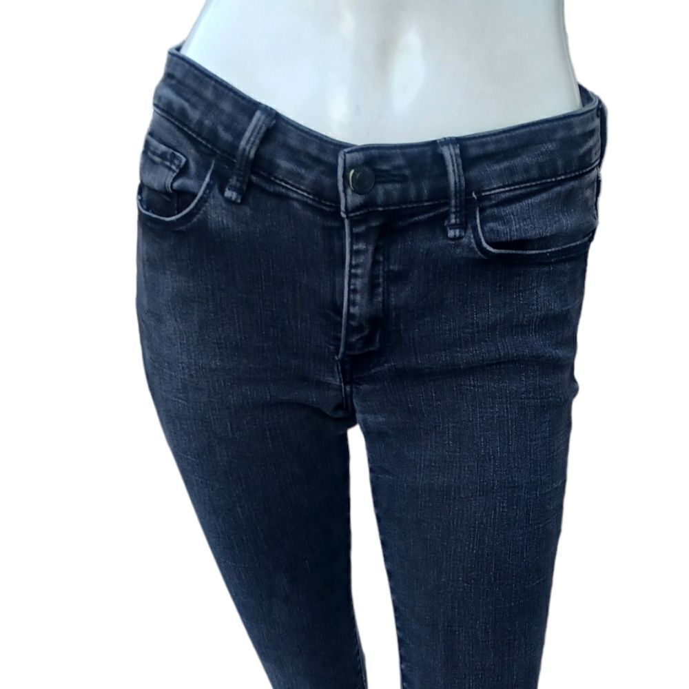 7005632.....Abercrombie Skinny Jeans Size 26/2R, 7 1/2"Rise