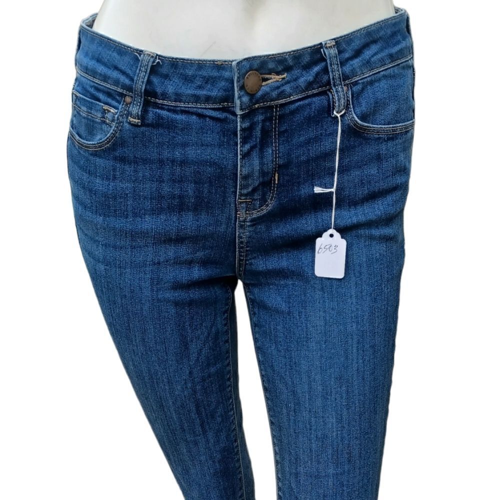 65039...Bullhead Skinny Jeans Size 26, 27" Waist, 28" Inseam 8" Rise