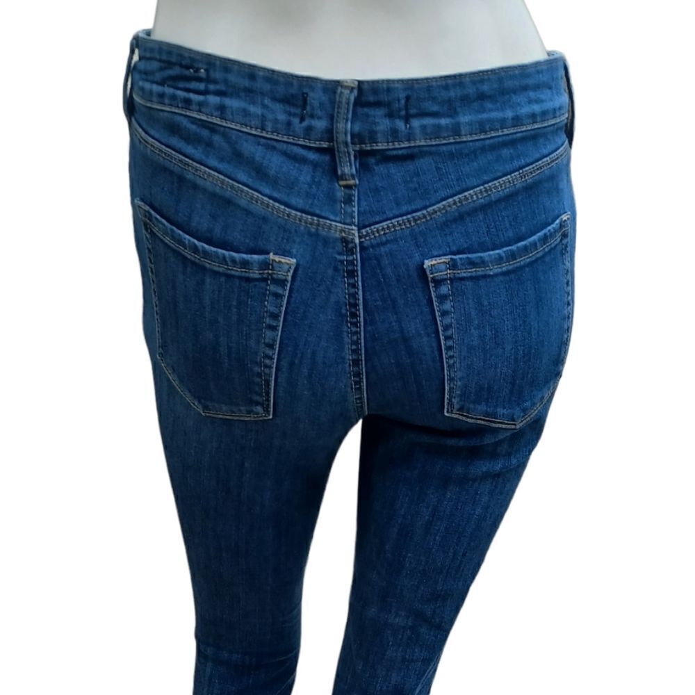 65039...Bullhead Skinny Jeans Size 26, 27" Waist, 28" Inseam 8" Rise