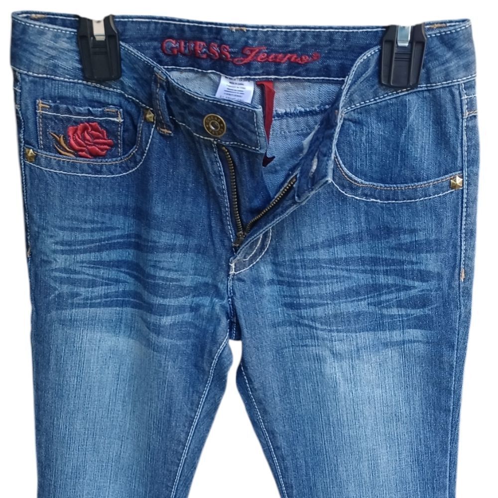 4113....Girls Guess Jeans Skinny Leg Jeans Size 10, W24, "25"Inseam 7"Rise