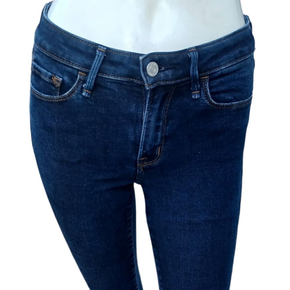 7005532...Abercrombie & Fitch Skinny Jeans Size 25/0s, 8"Rise