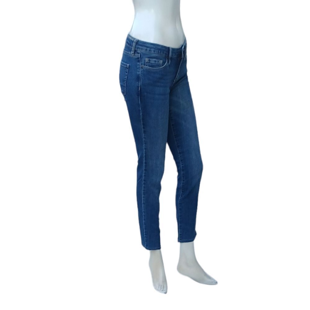 7005032.....Bullhead Black Skinny Jeans Size 3, 24" Waist 27" Inseam 7" Rise