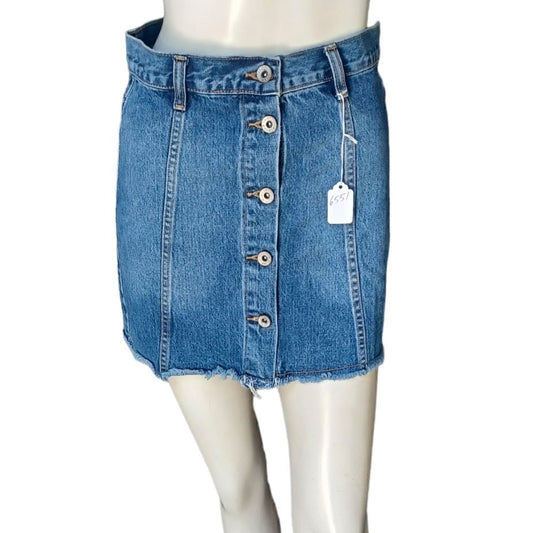 655134....Forever21 Jean Skirt Size 25