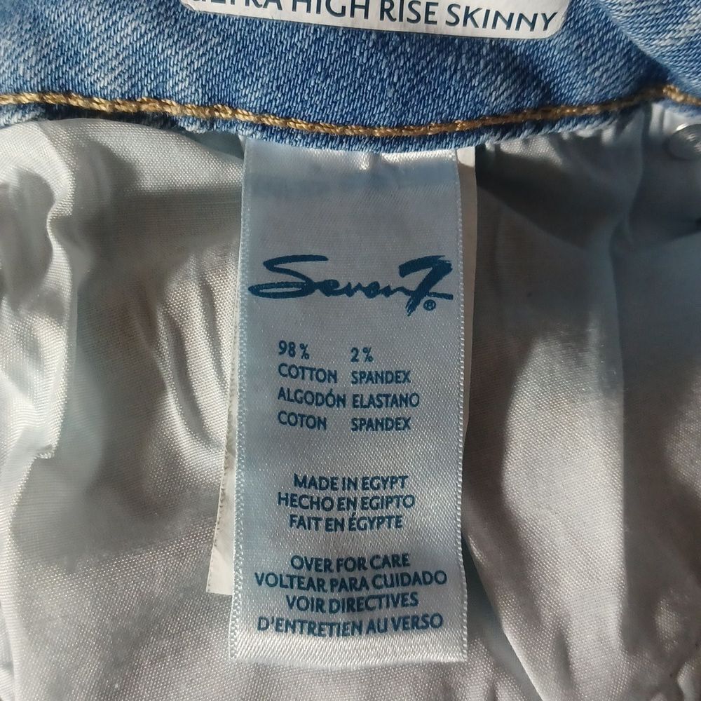 669543....Seven7 Metro Skinny Ultra High Rise Size 10, W30" 27"Inseam 10"Rise