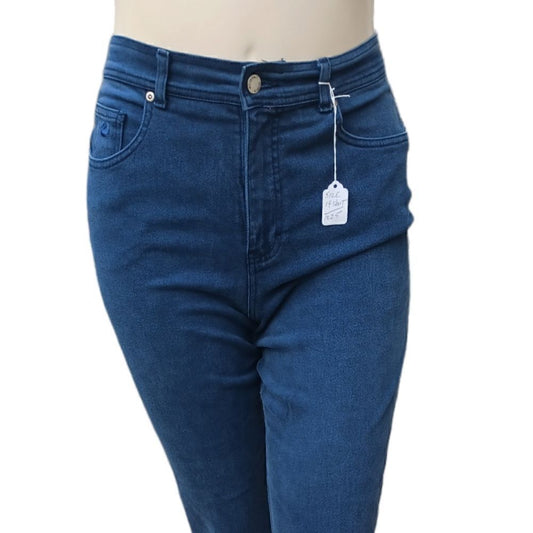 102520...Gloria Vanderbilt Straight leg Size 14