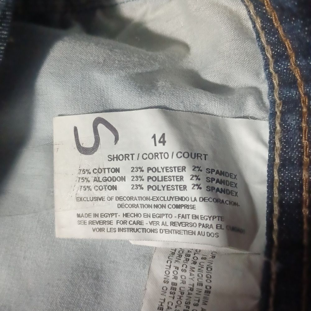 103919...Gloria Vanderbilt Straight Jeans Size 14