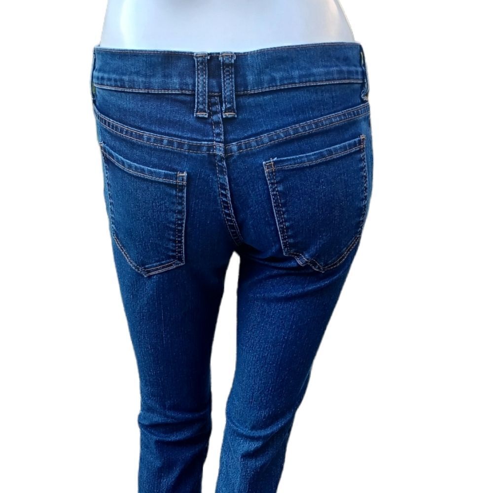 12019...New York & Co. Low Rise Skinny Size 2P