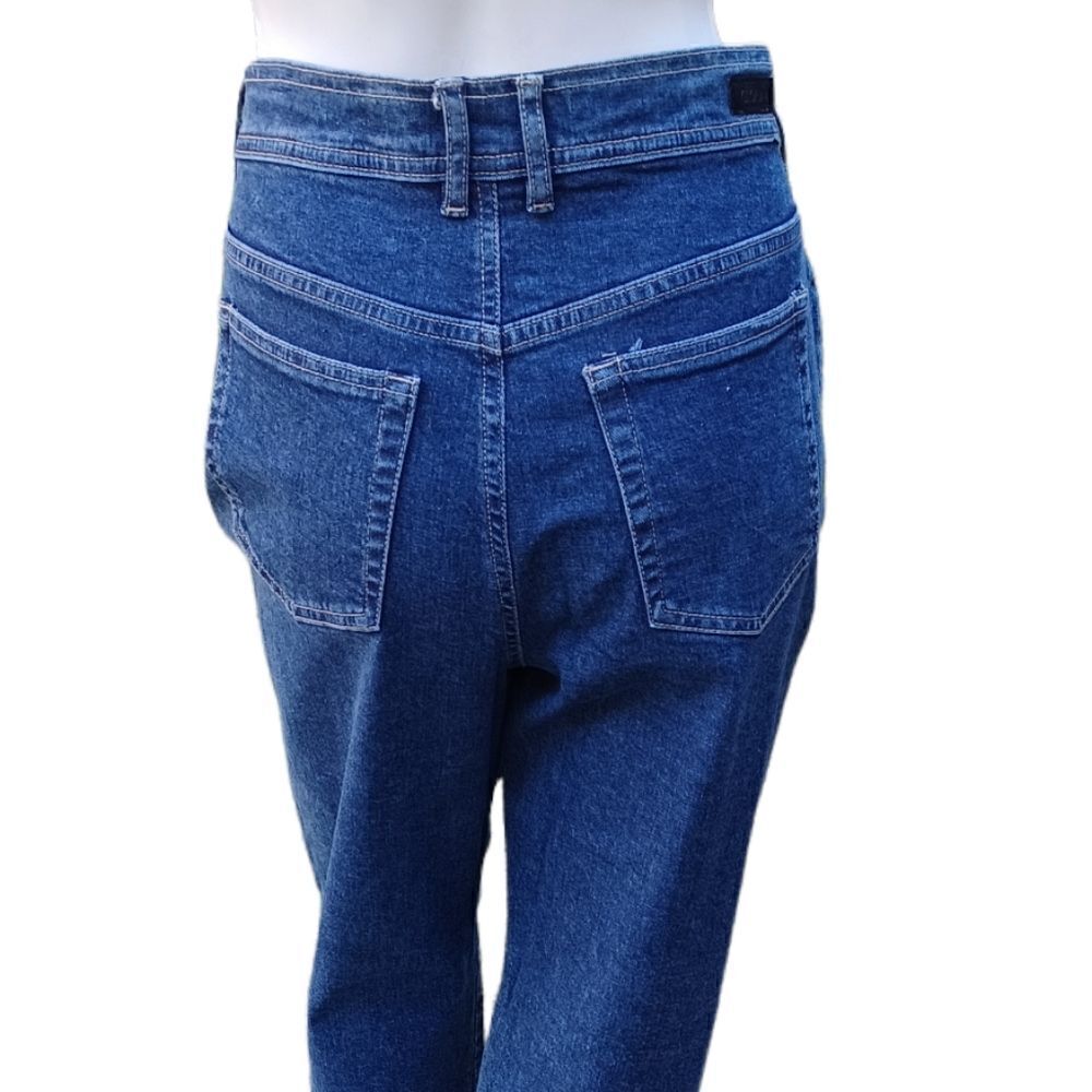 10838..Women’s Gloria Vanderbilt Wide leg Jeans Size 10M, W30" 29"Inseam 11"Rise