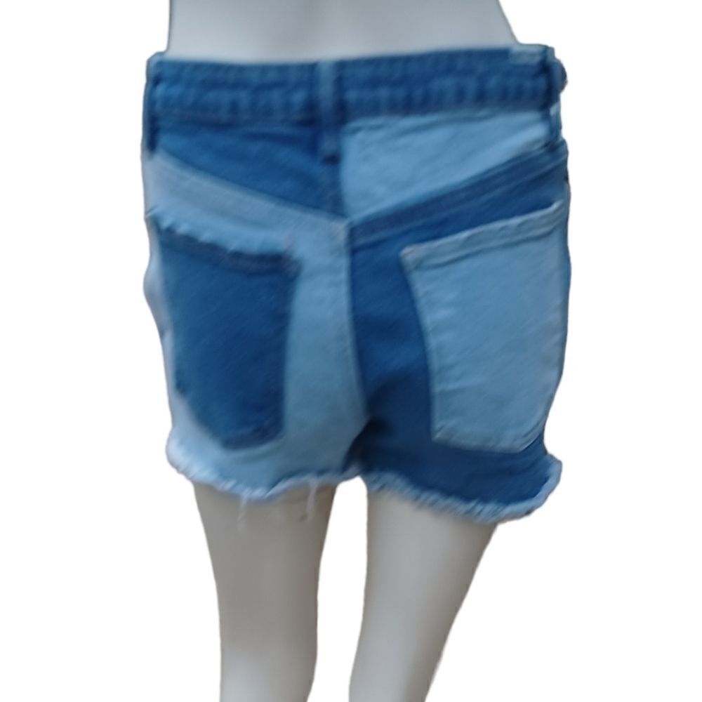 665643....Almost Famous Jean Shorts Size 5, W27"  2"Inseam   11"Rise