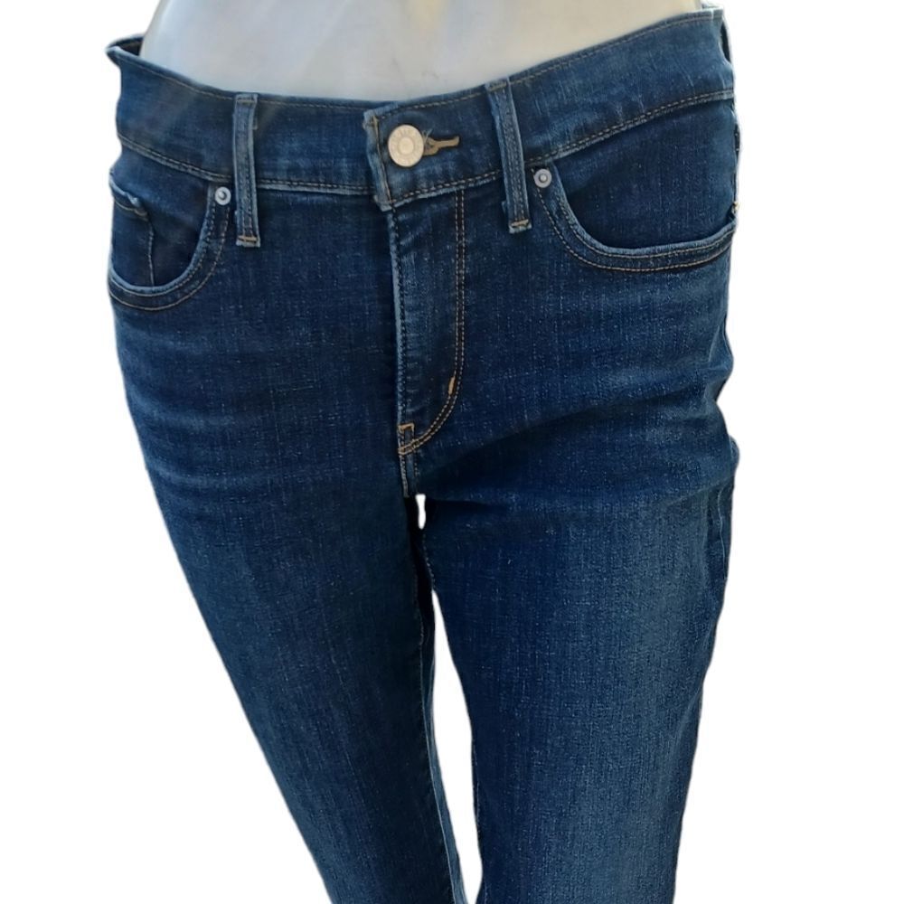 699320....Levi's 311 Shaping Skinny Jeans Size 28