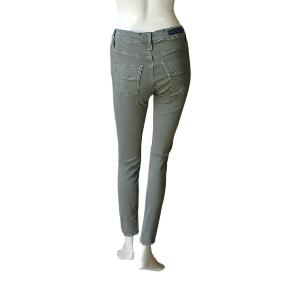 662820....Rock and Republic Skinny Jeans Size 4M, W26" 27"Inseam  8"Rise