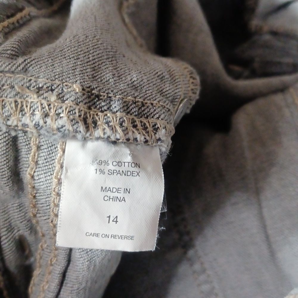 666342.....Soho New York & Company Jegging Size 14, W31" 28"Inseam  9"Rise