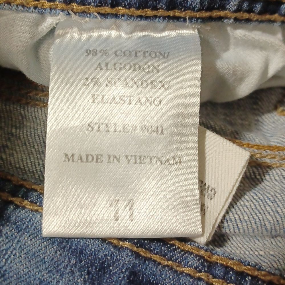700354.....Eunina Straight leg Jeans Size 11, W30" 26"Inseam  8"Rise