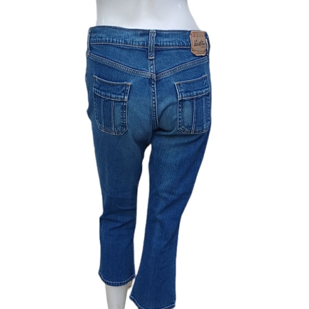 42435....Levis Strauss Crop Jeans Size Misses 4