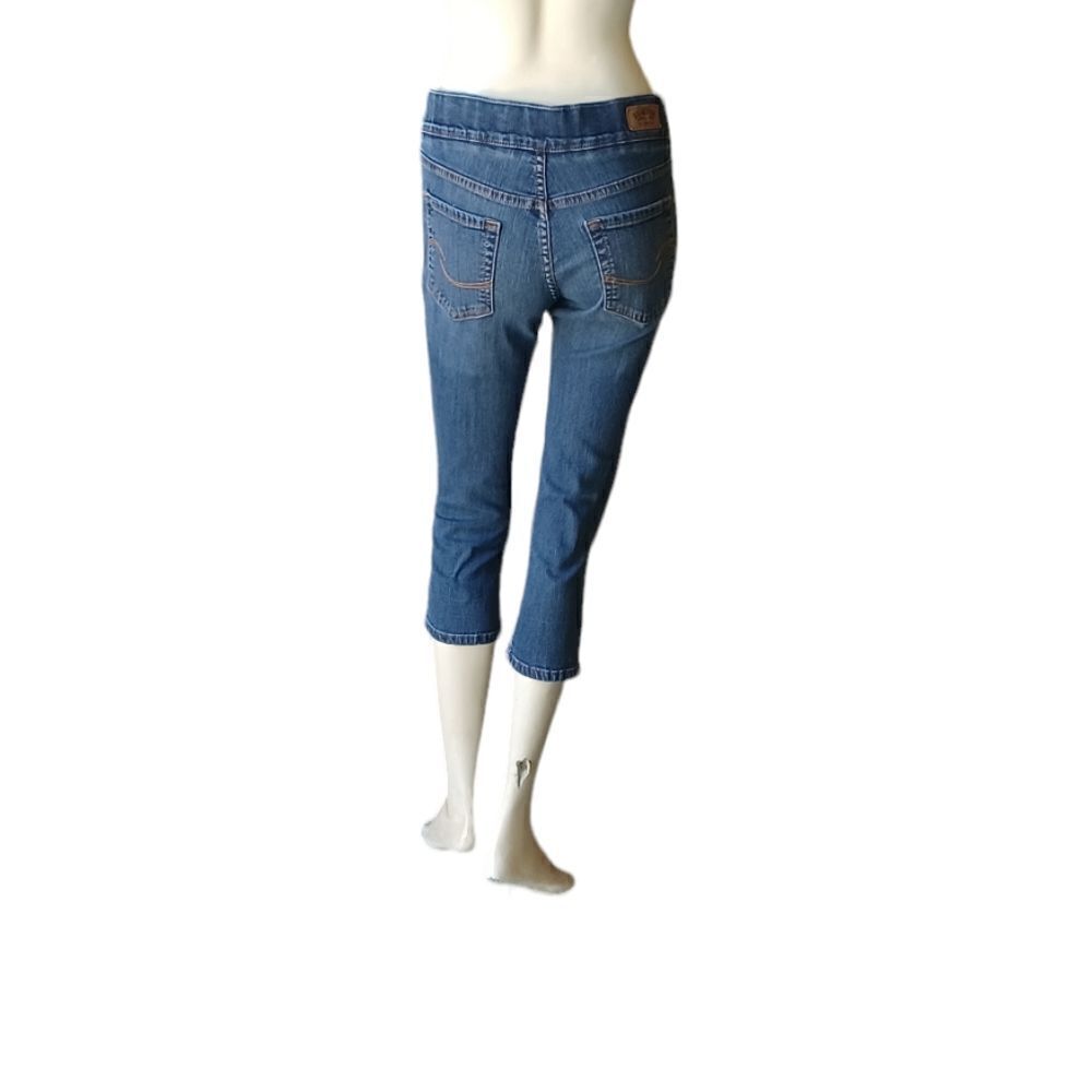 7003932.....Levi Strauss & Co Pull-On Misses Size 4