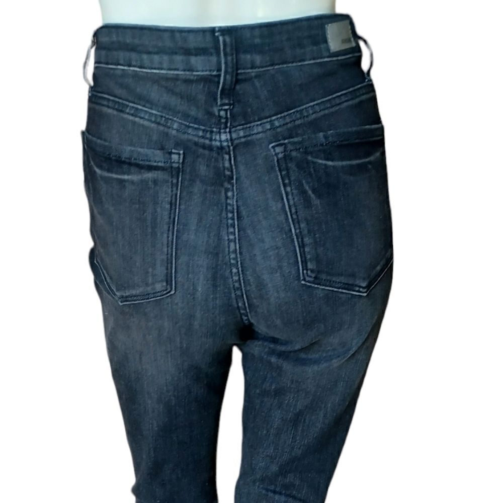663142....RSQ Black Skinny Jeans Size 26, W24" 26"Inseam  10"Rise