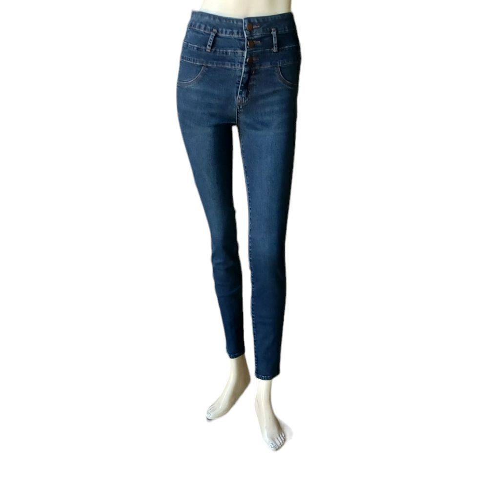 7003632....Refuge Skinny Jeans Size 4, W25" 27"Inseam  10"Rise