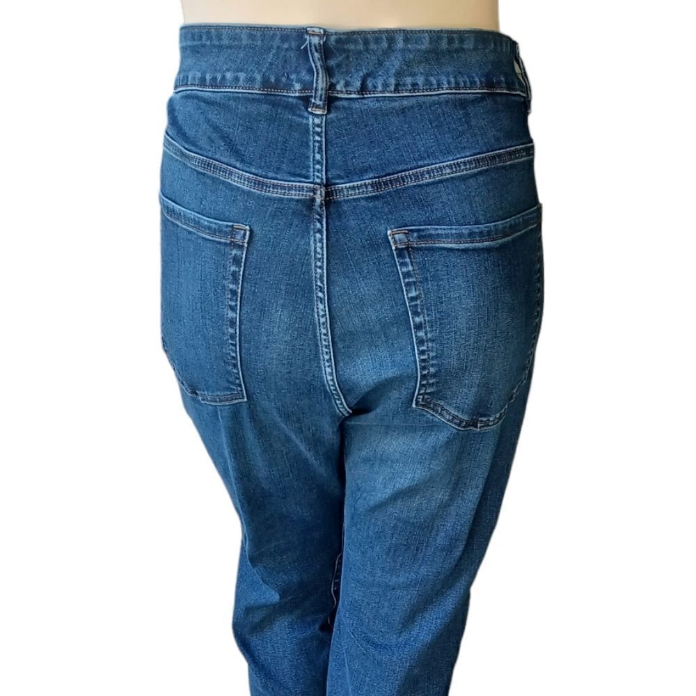 685746....Lane Bryant Skinny Jeans Size 26, W40"  26"Inseam  121/2"Rise