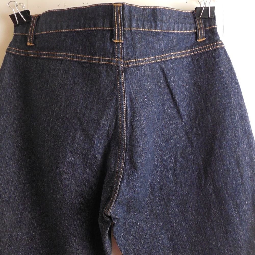 430516....Women's Crop Jeans Size 8