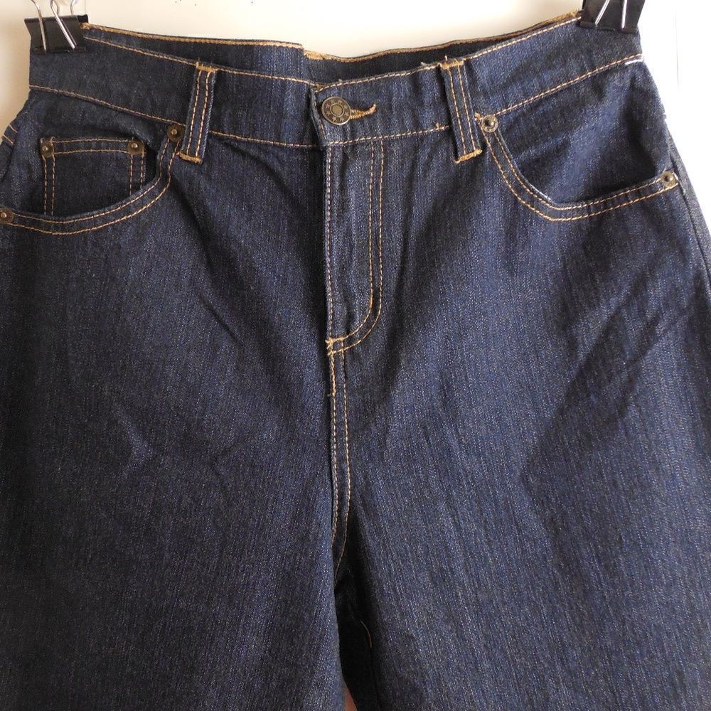 430516....Women's Crop Jeans Size 8