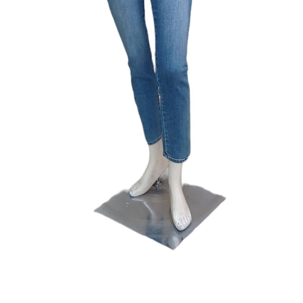 43912.......Forever21 Skinny Jeans Size Medium