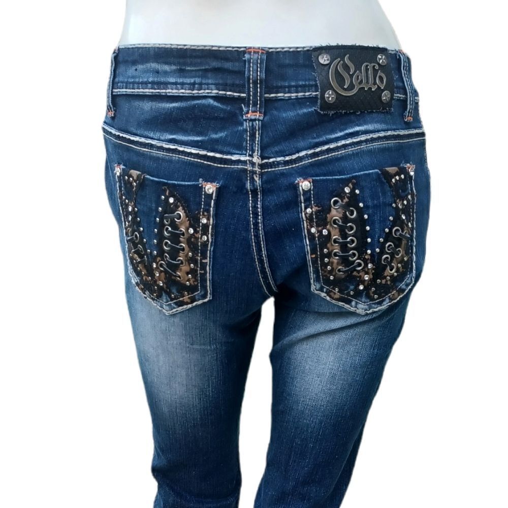 437614.....Cello Bootcut Jeans Size 5, W26" 29"Inseam  7"Rise