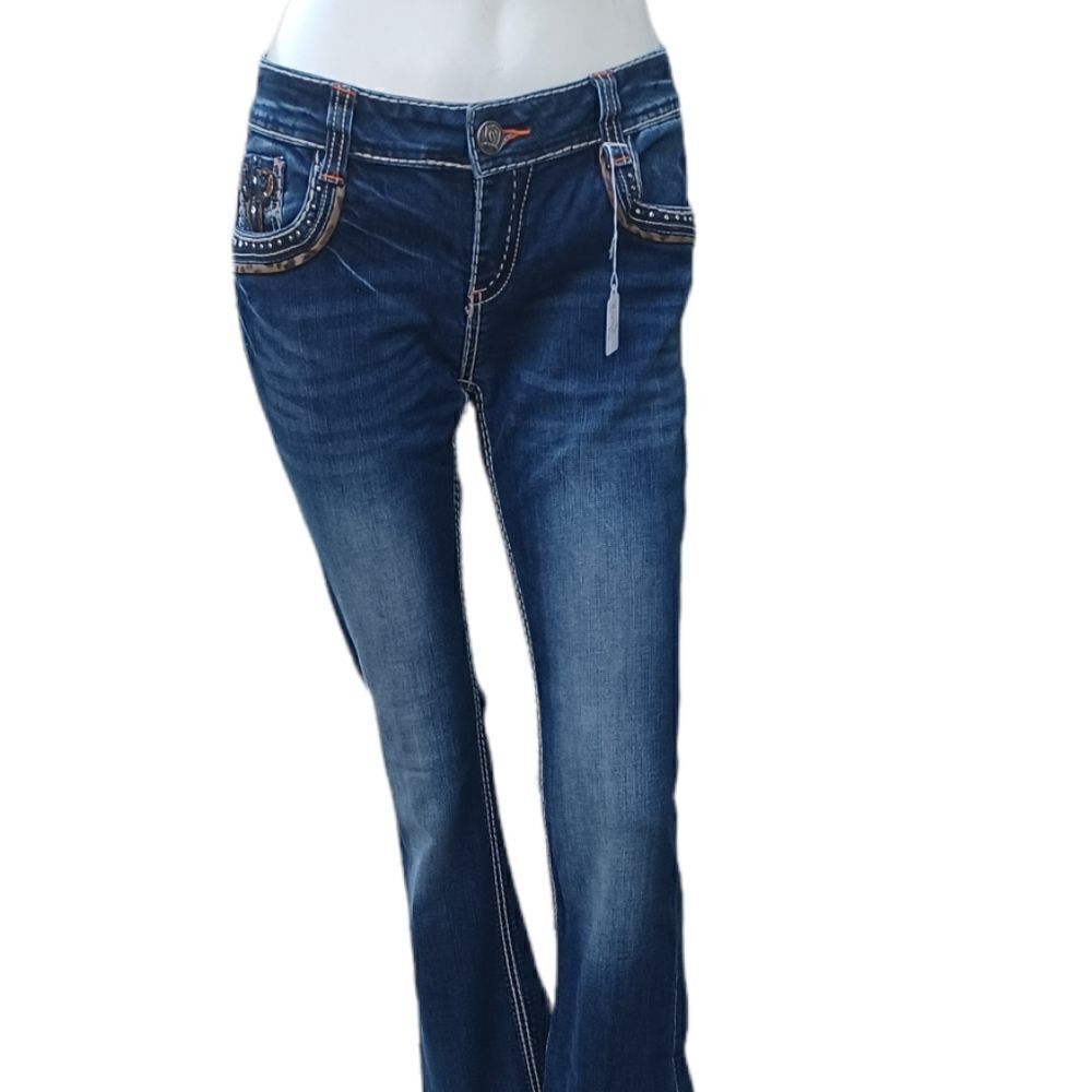 437614.....Cello Bootcut Jeans Size 5, W26" 29"Inseam  7"Rise